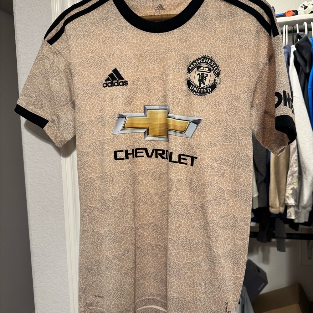 Adidas Manchester United 19/20 away jersey